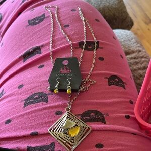Paparazzi Silver Necklace Set with Yellow Accents